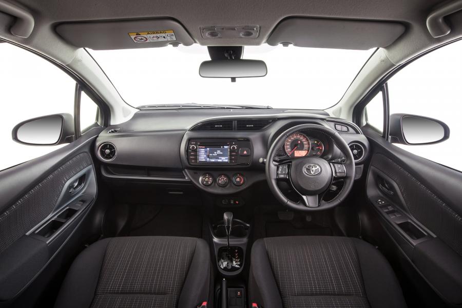 Торпедо Toyota Yaris SX 2017 года  (AU) (фото 3 из 4)